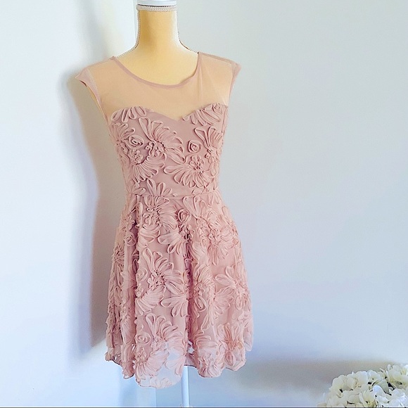 💕Fit and Flare Mesh Dress SZ S - Picture 13 of 15